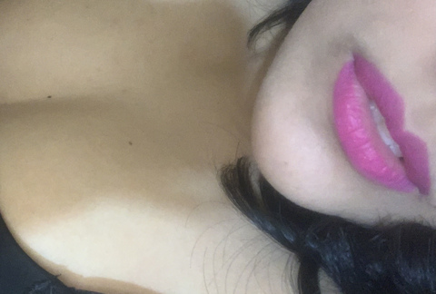 pimientaxx (Pimient@) OnlyFans Leaks 

 picture 2