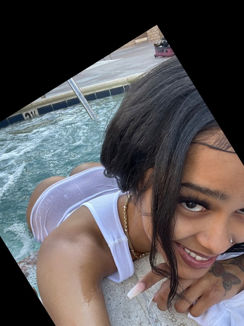 View pinkdraco (Pink Draco) OnlyFans 2 Photos and 0 Videos leaks 

 picture 2