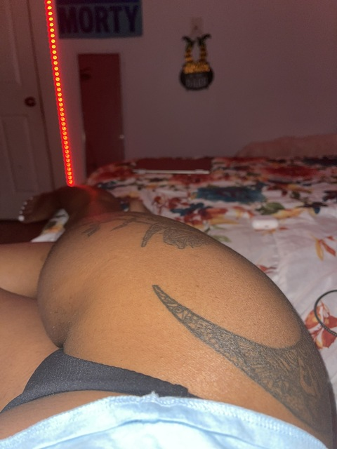 @pinkkpineapple leak Onlyfans photos free 

 picture 2