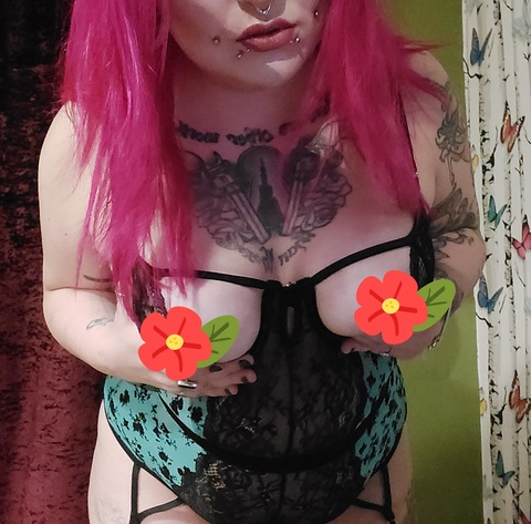 Onlyfans free content pixi_pip 

 picture 2
