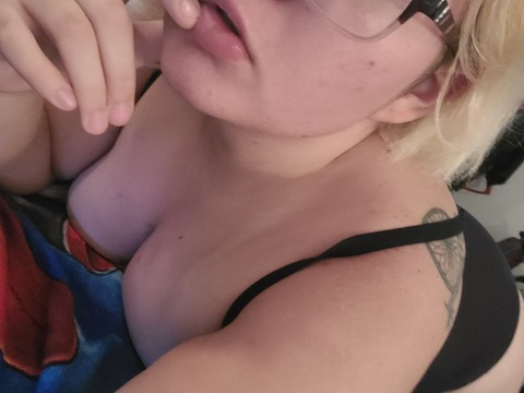 @pixxiekiss leaks Onlyfans videos for free 

 picture 2