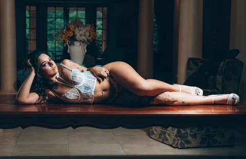 platinumkae OnlyFans Leak 

 picture 2