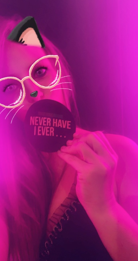 pleasure4everafters OnlyFans Leaked 

 picture 2