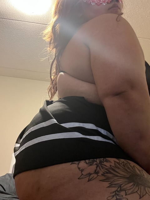 plussize_baddie69 OnlyFans Leak (5 Photos and 0 Videos) 

 picture 2