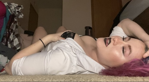Download polarbearhaley OnlyFans content for free 

 picture 2