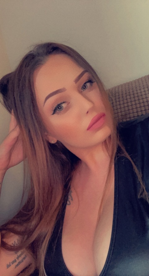 pollymoore OnlyFans Leaked Photos and Videos 

 picture 2