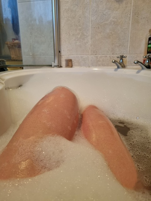 View Polly XX 😛 (pollypoppy74) OnlyFans 5 Photos and 0 Videos leaked 

 picture 2