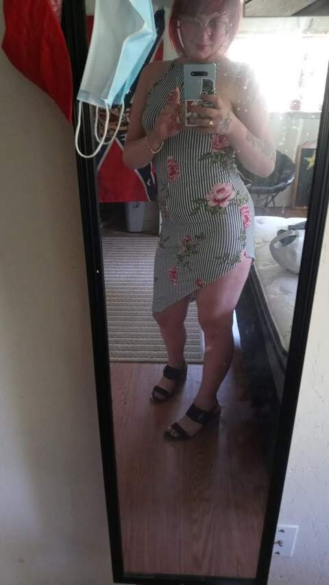 View poysonivy OnlyFans content for free 

 picture 2