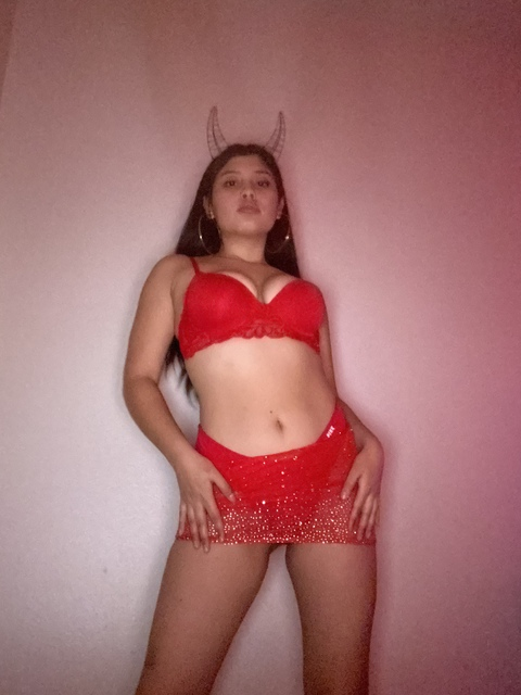Onlyfans free content pretty.little.thing22 

 picture 2