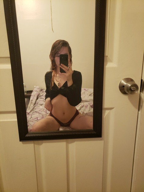 View Queen Red 👅💦 (pretty_baby669) OnlyFans 365 Photos and 30 Videos leaked 

 picture 2