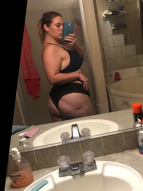 Onlyfans leak prettyandpink1621 

 picture 2