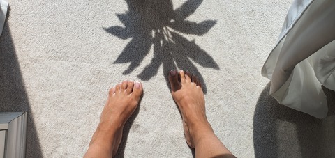 View prettyfeetellie510 (Ellie) OnlyFans 3 Photos and 0 Videos leaked 

 picture 2