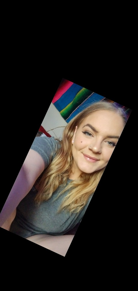 Onlyfans free prettygirllove 

 picture 2