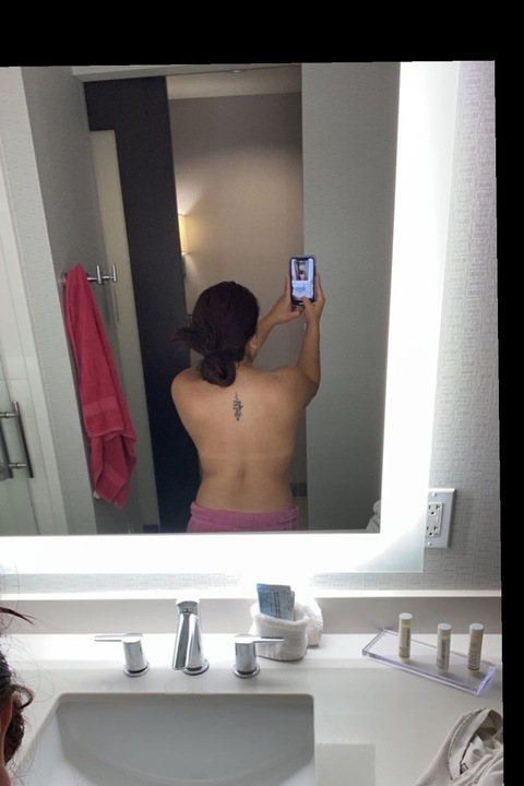 prettygirlsavv OnlyFans Leaked 

 picture 2