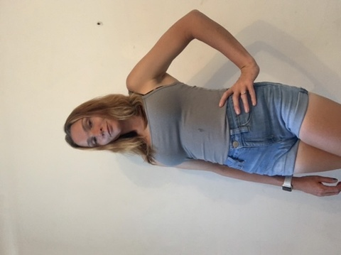 View prettykitty121314 OnlyFans content for free 

 picture 2