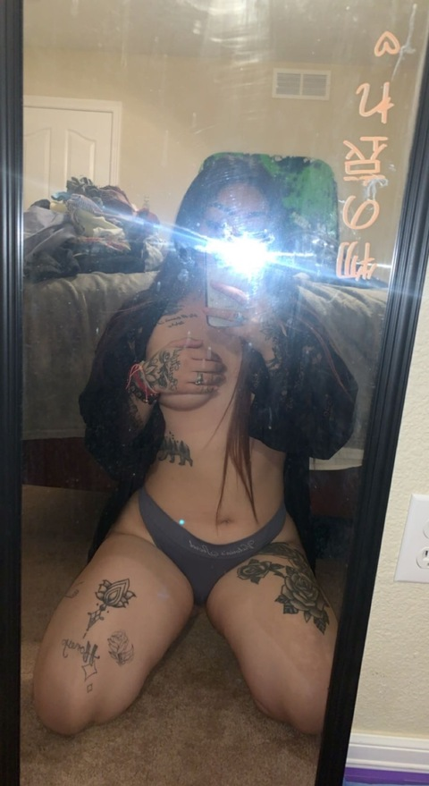 View prettylilwhor3 (Pretty Lil Whor3) OnlyFans 5 Photos and 10 Videos leaked 

 picture 2
