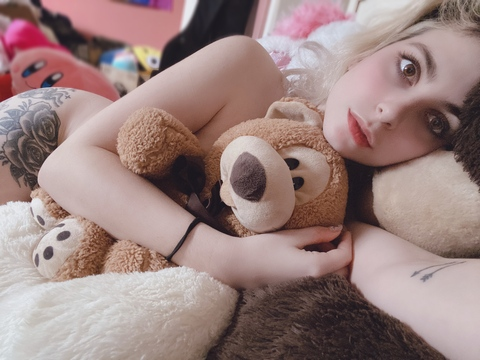 Onlyfans free prettypastries 

 picture 2