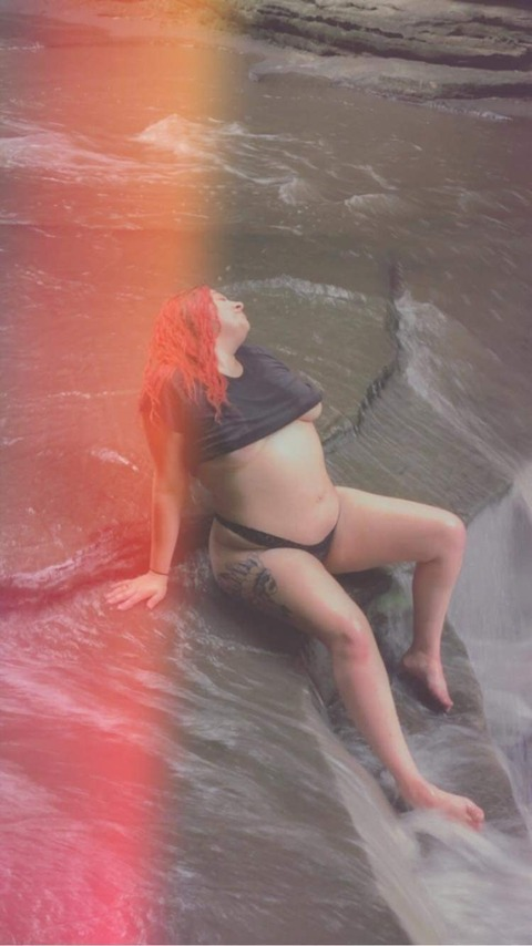 View prettypettyone2 (Prettypettybaby💋) OnlyFans 12 Photos and 23 Videos leaks 

 picture 2