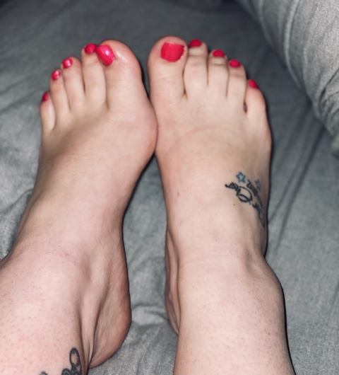 prettysole-sparklytoes OnlyFans Leaked Photos and Videos 

 picture 2
