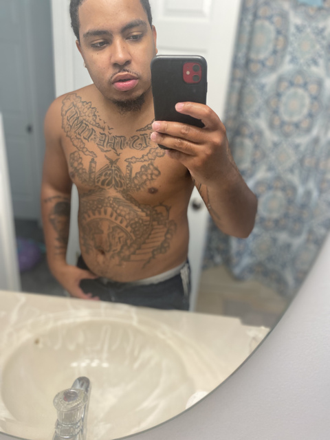View princ3charminqg OnlyFans content for free 

 picture 2