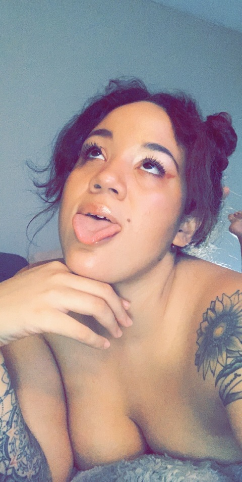 View princesa95 (Princesa) OnlyFans 199 Photos and 75 Videos leaks 

 picture 2