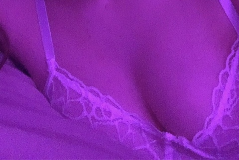 View cali brookes (princess.calii) OnlyFans 6 Photos and 1 Videos leaked 

 picture 2