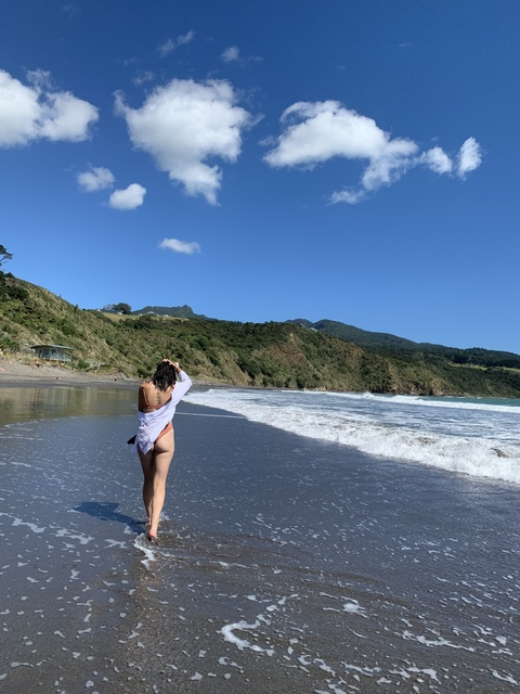 Download princess_della OnlyFans content free 

 picture 2
