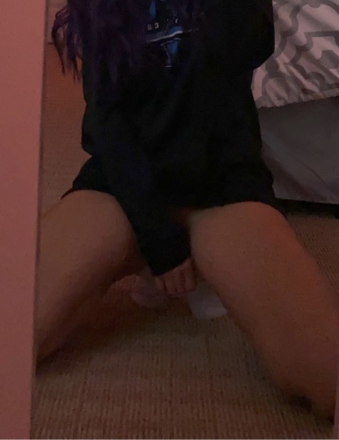 View The Princess Alice (princessalice13) OnlyFans 1 Photos and 0 Videos for free 

 picture 2
