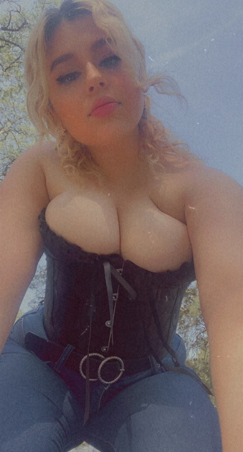 View princesspolly (princessp420) OnlyFans 33 Photos and 20 Videos leaked 

 picture 2
