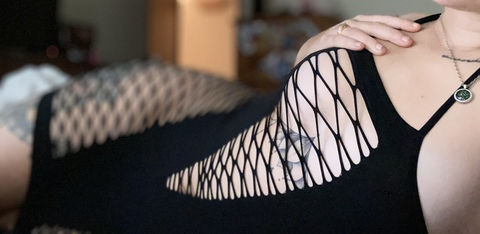 Get Free access to @princesspeechi (Princess 🍑✨) Leaked OnlyFans 

 picture 2