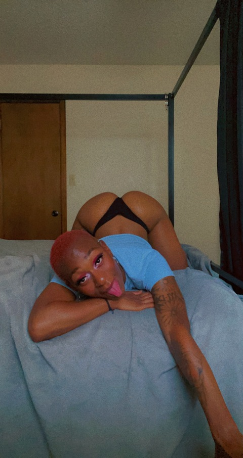 princessss_q OnlyFans Leak 

 picture 2