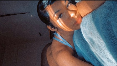princessxscorpio OnlyFans Leaks (22 Photos and 14 Videos) 

 picture 2