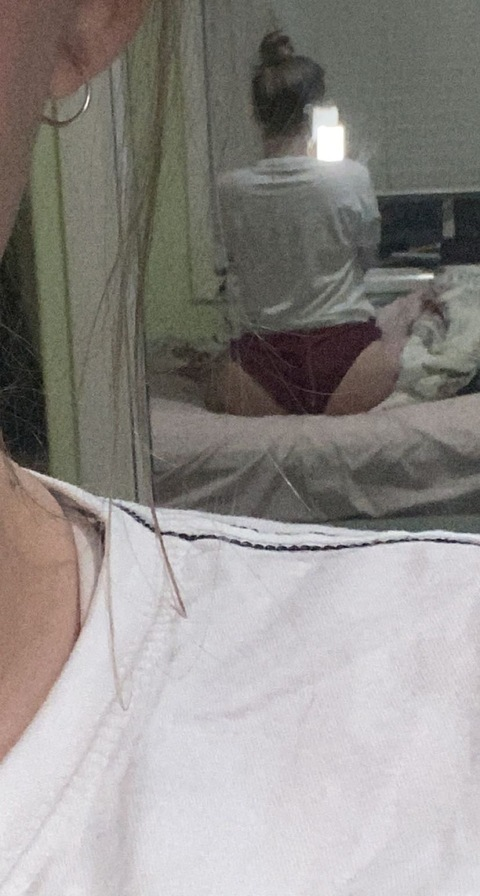@priv_chloe leak Onlyfans videos for free 

 picture 2