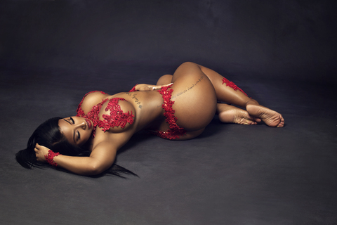 View priyarainellefree (Priya Rainelle) OnlyFans 149 Photos and 54 Videos gallery 

 picture 2