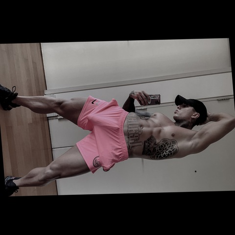 prohibidoporno (Luis Enrique) OnlyFans Leaked Pictures & Videos 

 picture 2