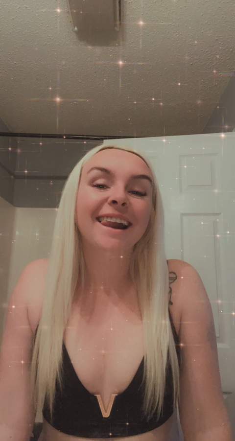 properbrat (Bratty at it’s finest) free OnlyFans content 

 picture 2