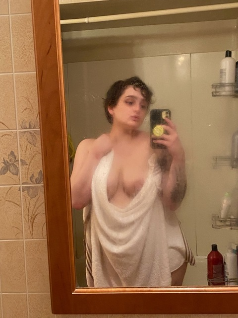 View psychoismykink (Marilyn Rose) OnlyFans 75 Photos and 21 Videos leaked 

 picture 2