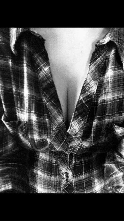 ptitemel (Ptite Mel) free OnlyFans Leaked Videos and Pictures 

 picture 2