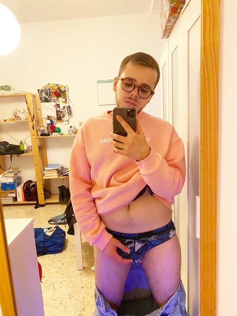 pugliese OnlyFans Leaked (0 Photos and 0 Videos) 

 picture 2