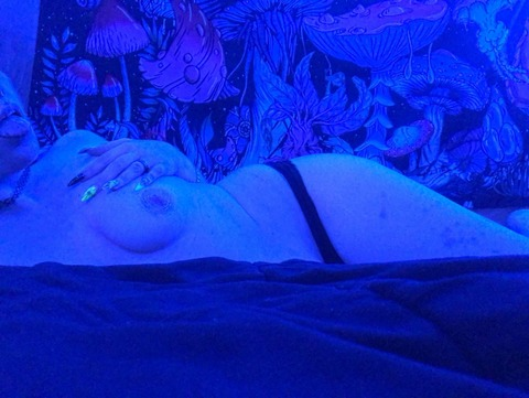 @punkbabybrat leaked Onlyfans gallery for free 

 picture 2