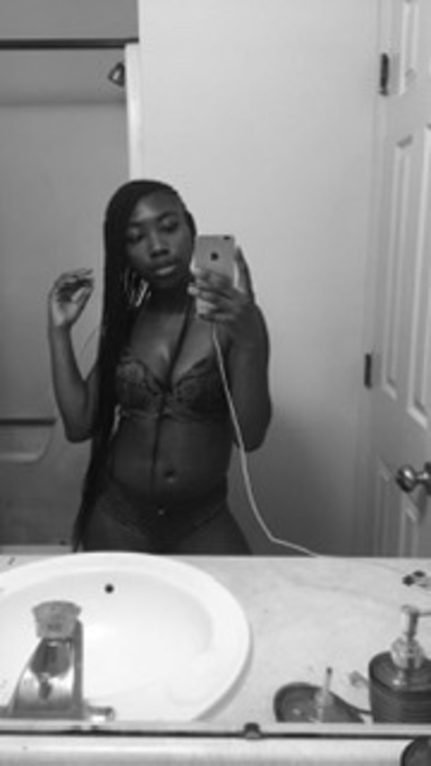 @putakayy leaks Onlyfans photos free 

 picture 2