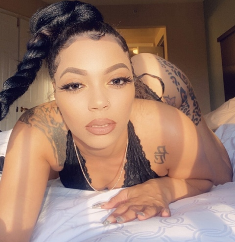 View pynklipss OnlyFans content for free 

 picture 2