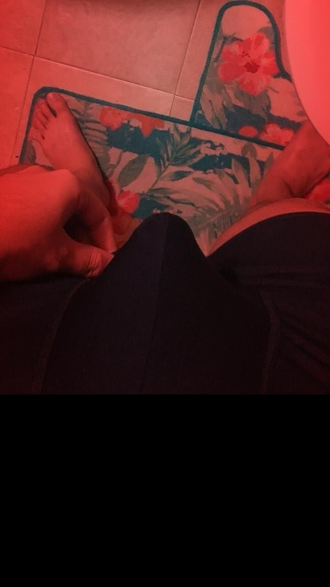 View qarru26 OnlyFans videos and photos for free 

 picture 2