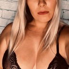 View qbee121 OnlyFans content for free 

 picture 1