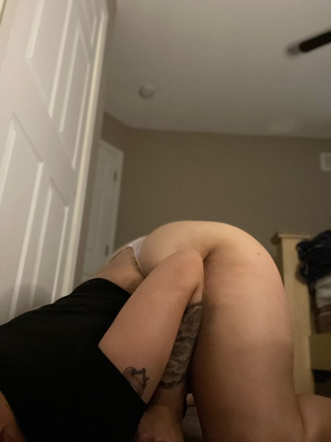View QueenKi (queeenkk_6) OnlyFans 14 Photos and 23 Videos for free 

 picture 2