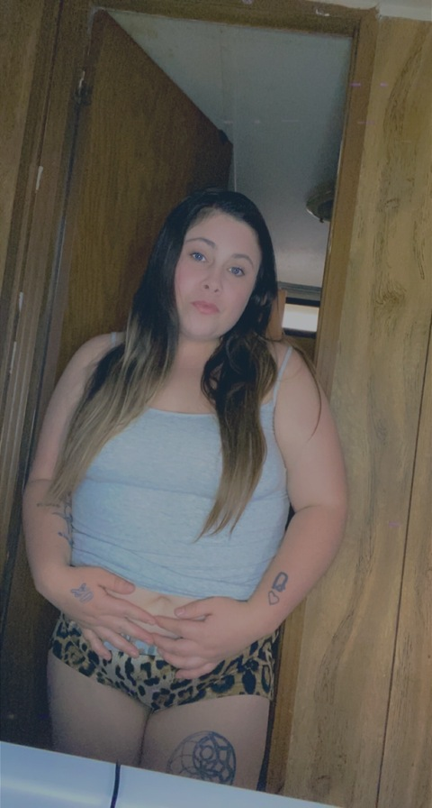 Onlyfans leaks queen_renee 

 picture 2
