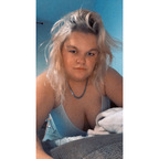 Onlyfans free content queen_shannon-lexi 

 picture 1