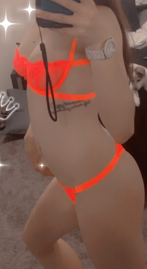 queenarri (Arrianna) OnlyFans content 

 picture 2