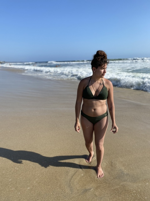 queencoco (Coco Flore) OnlyFans Leaked Pictures & Videos 

 picture 2