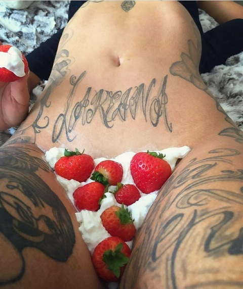 Onlyfans free content queenkay0830 

 picture 2